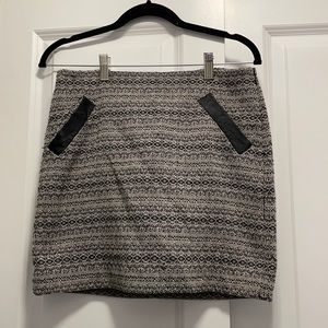 Mini Knit Pattern Skirt